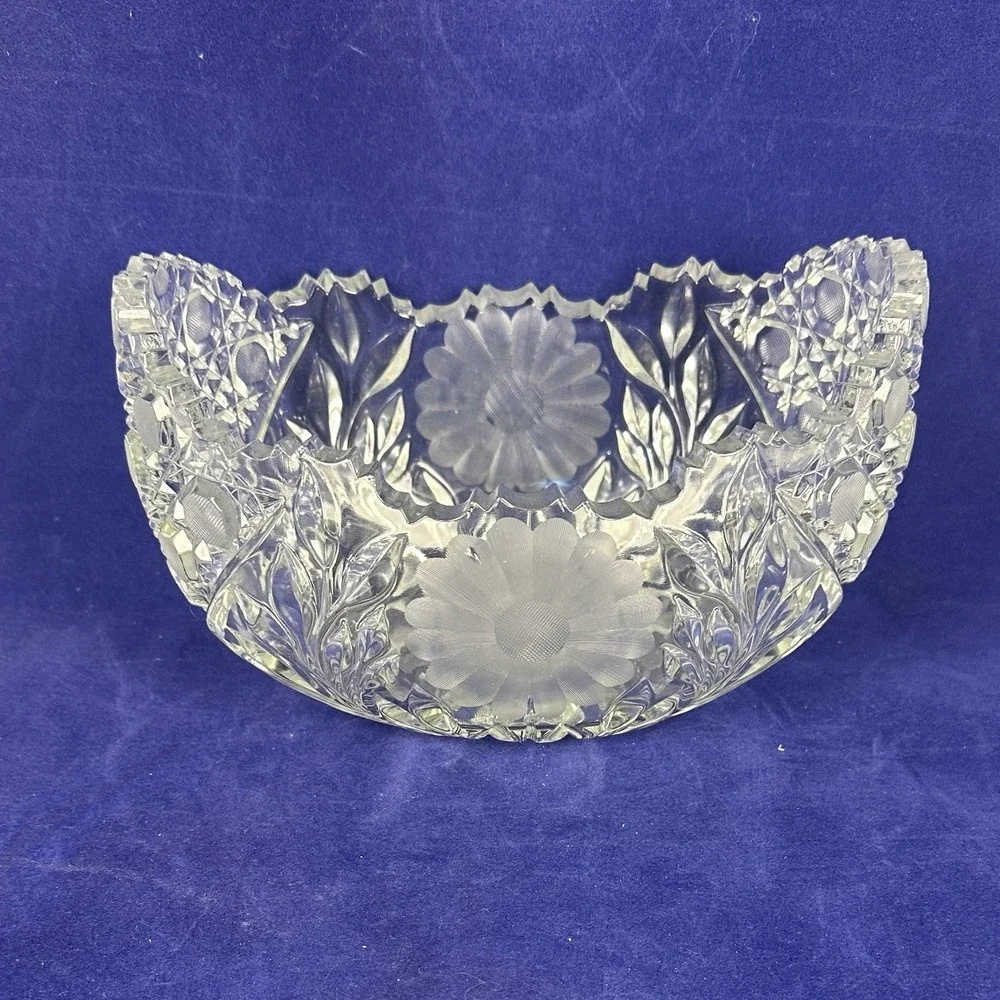 Vintage Clear Crystal Floral Bowl Scalloped Rim Frosted Daisy Free Shipping